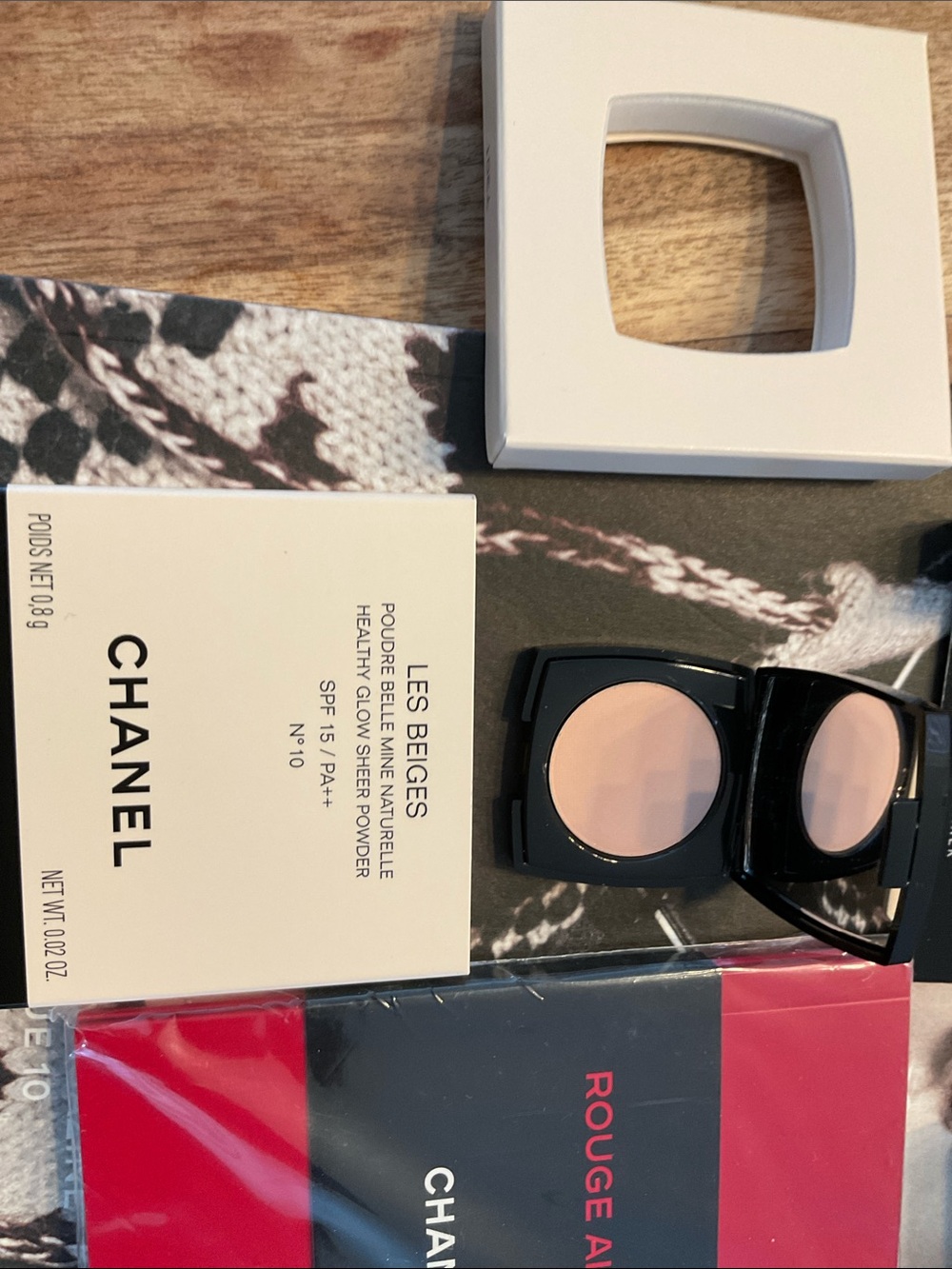 CHANEL Rouge Allure Boxed Set in Black and Red